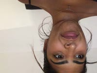 Bonjour je m’appelle alma J’ai 33 ans si tu t’ennuies et que tu as un peu de temps je t’invite à me suivre pour passer un petit moment torride je suis sexy avec beaucoup de savoir-faire