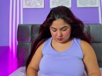 Hello, I am a Colombian girl willing to fulfill your fansasias