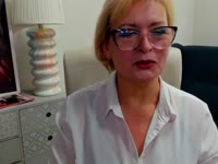 Hey ❤️ I’m Luna, and I believe life only gets more interesting with time.

I’m a mix of softness and confidence — I love quiet mornings, good conversations, and moments that feel real, not rushed. Experience has taught me to enjoy every little detail… and to appreciate the energy between people.

I’m here to share my mood, my world, and a bit of my feminine side with you. If you like natural charm, warmth, and a touch of mystery… you’re in the right place ✨

Come closer and say hi… I don’t bite (unless you want me to