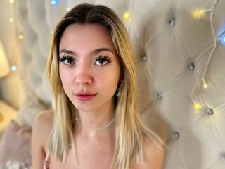 cam girl AmandaHarris