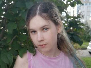 hot girl webcam picture DeidreSarin