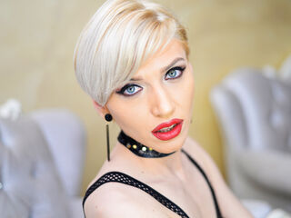 camgirl shaving pussy EmmaAmstrong