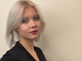 webcam striptease LindsayMcirvin