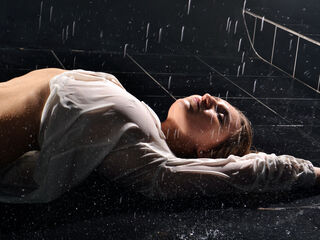 hot striptease cam NadinOldman