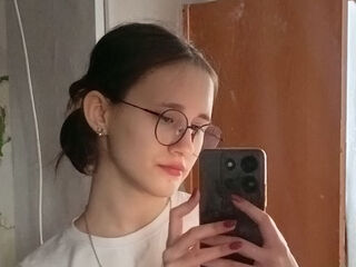 beautiful cam girl PeggyScanneu