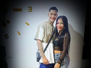 naked webcamcouple YuleimysAndAlex