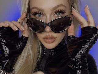 submission fetish show LiyaWilde