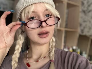 kinky webcam model AdeleeSilvee