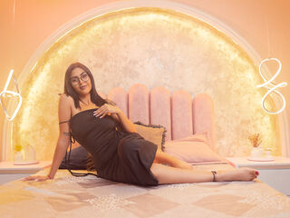 free jasmin AishaCarpenter