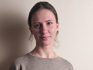 beautiful camgirl AkilahZarucki