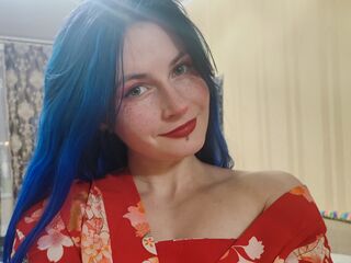 topless webcamgirl AlisaGracee