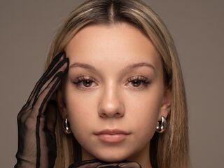 free chat AmandaRandolph