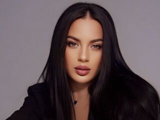 camgirl video chat AmiraSunshine