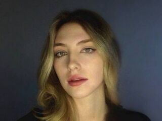 free live show AmyHuckabey