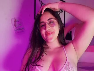 camwhore video AmyVele