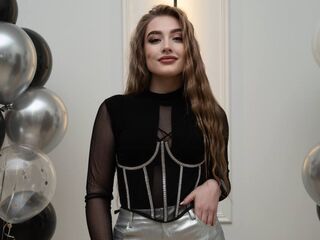 cam girl playing with sextoy ArleighDuell