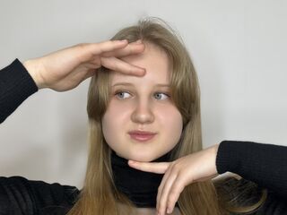 teaser cam ArmindaMerry