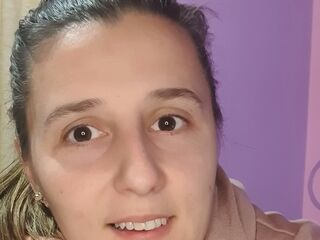 cam girl cam AryaVibe