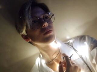 webcam stripper AureliaRavens