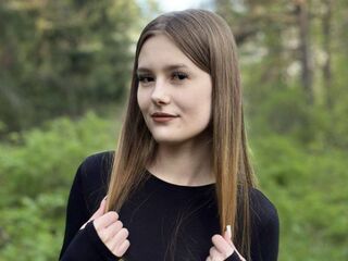 naughty cam girl picture BernardPeters