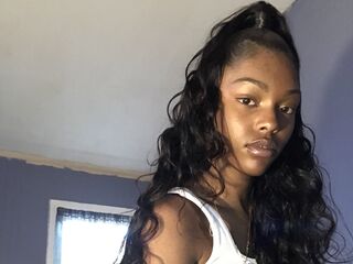 camgirl masturbating BlackMali