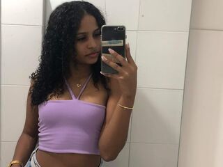 adultcam photo CamilaHank