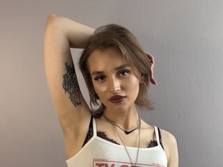 kinky webcam model CammiePratten