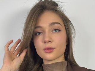 mastubating web cam girl CarlenaBoulay