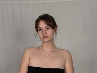 webcamgirl chatroom CecilHolcombe