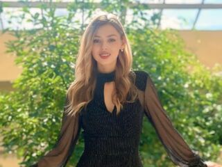 girl webcam show CharlotteReimer
