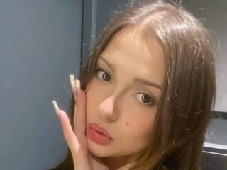 topless cam girl CherlynRosario