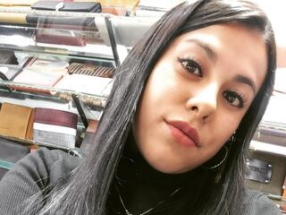topless webcam girl ChloeSolivan