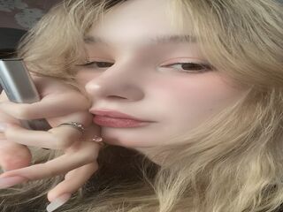 camgirl masturbating CicelyAdessa