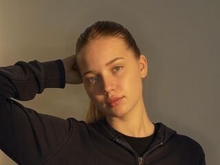 hot videochat CristalCinnamond