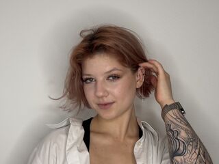 hot naked webcamgirl CurtisJergen