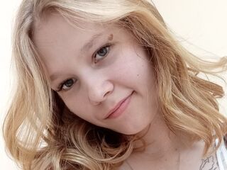 beautiful girl webcam DainePostema
