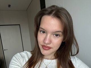 naughty cam girl DaisyDurow