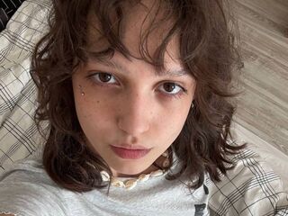 free nude webcam show DeannDepsky