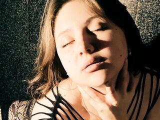 hot cam girl masturbating with vibrator DinaMargaret