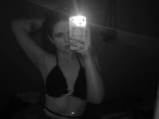 chatroom sex DoloresHuesing
