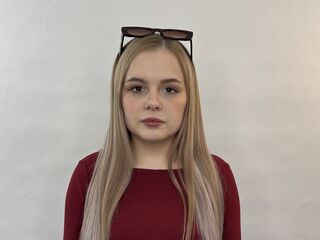 webcamstripper DonellaAutobee