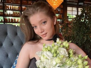 beautiful webcam girl EdithBulkley