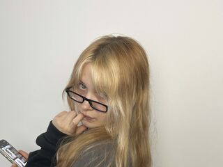 hot cam show EloiseGow