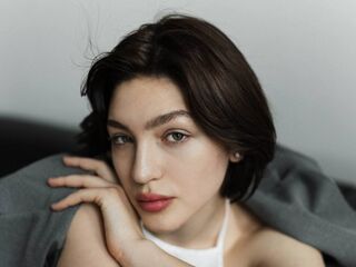 masturbating ElvieTorbett