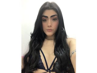 naked camgirl EmiliaFlors