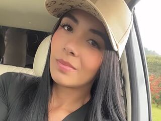 camgirl EmilyBrontes