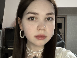cam girl spreading pussy EmilyCarler