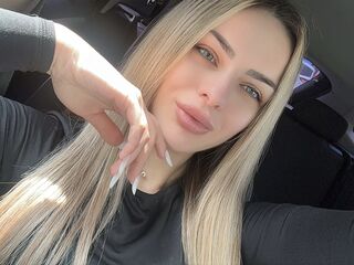 cam girl fingering EmyiliaBliss