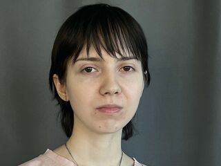 camwhore shaved pussy EsterSugimoto