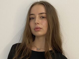 camwhore shaving pussy EttaRaybourn